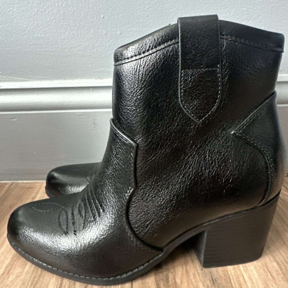 Soda Women's Western Ankle Boots, Stitched Size 7  Low Heel Coastal Cowgirl - Picture 3 of 8